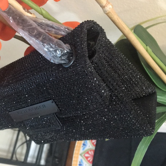 - Kurt Geiger London Brixton Shoulder Bag Kurt Geiger London - Picture 5 of 16